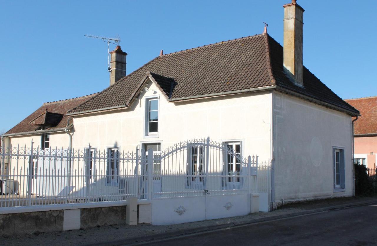 La Ferme De Mon Enfance Vila Villechétif Exterior foto