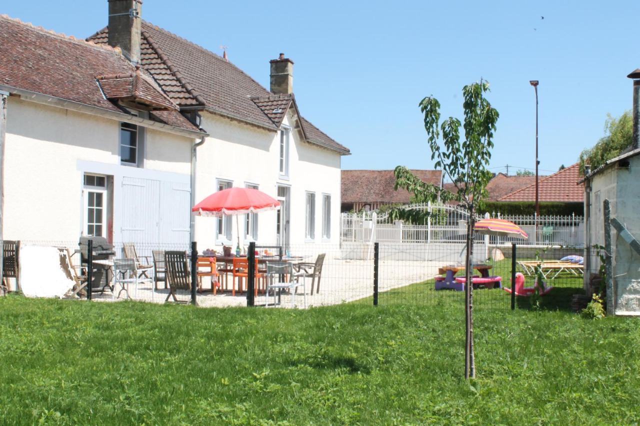 La Ferme De Mon Enfance Vila Villechétif Exterior foto
